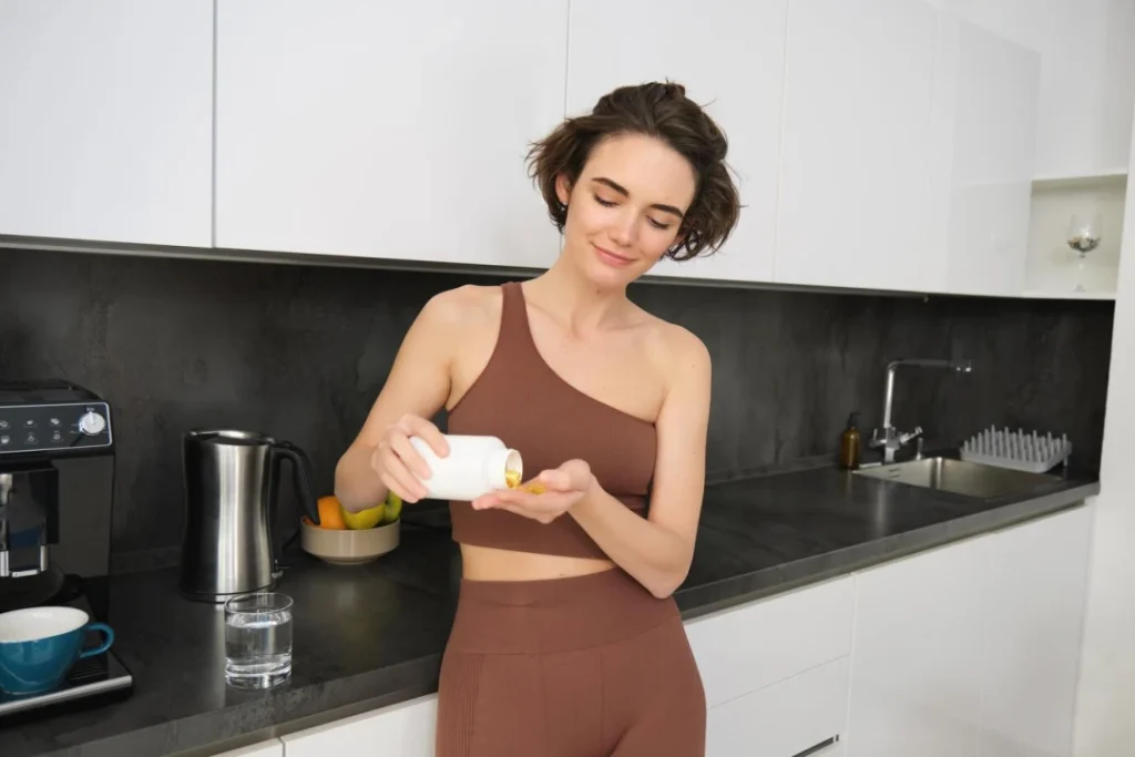 L'Acide Hyaluronique et l'Alimentation : Comment Nourrir Sa Peau et Ses Articulations de l'Intérieur ?